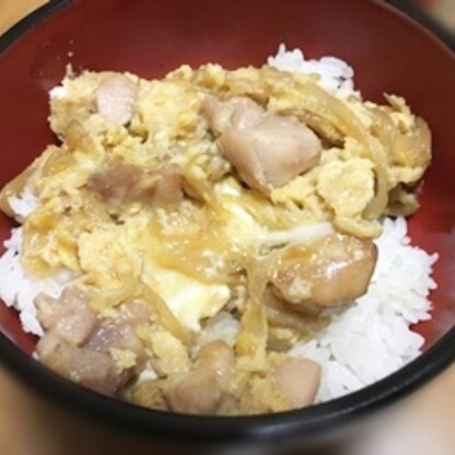 久しぶりに親子丼を作りましたが、すごくおいしかったです。今度はもっとたくさん作りたいです。